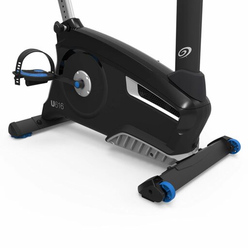 Nautilus U616 Upright Bike 